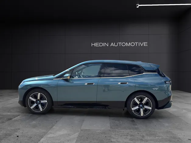 BMW iX xDrive40