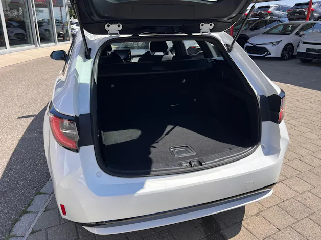 Toyota Corolla Touring Sports 1.8 HSD Active