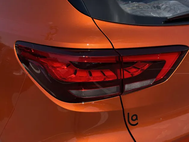 MG ZS 1.0 T-Gdi  Luxury 111 ch AT