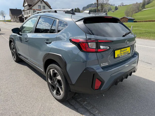 Subaru Crosstrek 2.0i e-Boxer Swiss Plus