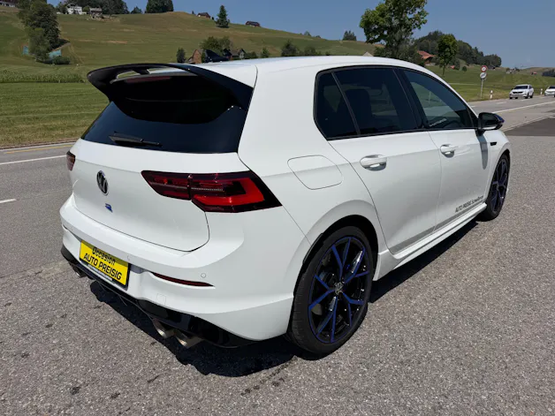 VW Golf VIII 2.0 TSI R 20 Years DSG 4motion