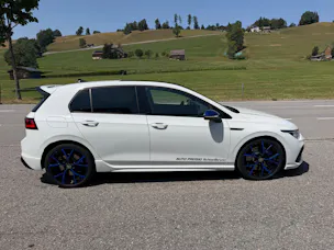 VW Golf VIII 2.0 TSI R 20 Years DSG 4motion