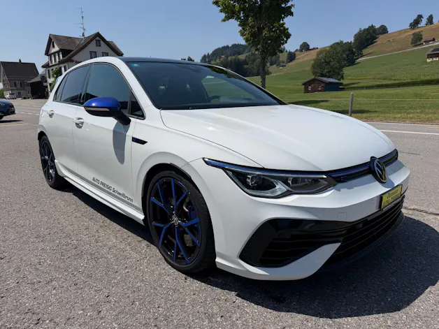 VW Golf VIII 2.0 TSI R 20 Years DSG 4motion