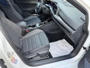VW Golf VIII 2.0 TSI R 20 Years DSG 4motion
