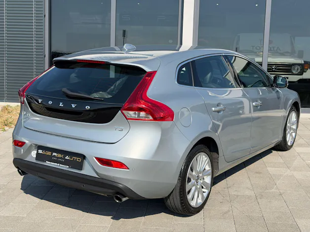 Volvo V40 1.6 T3 Summum S/S
