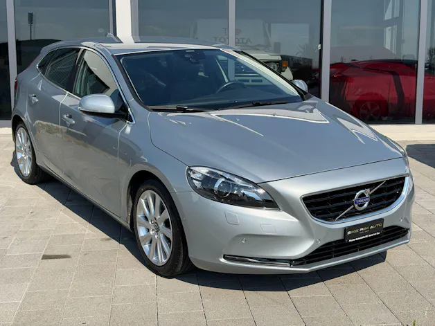 Volvo V40 1.6 T3 Summum S/S