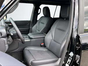 Toyota Land Cruiser 2.8 D 48V Invincible