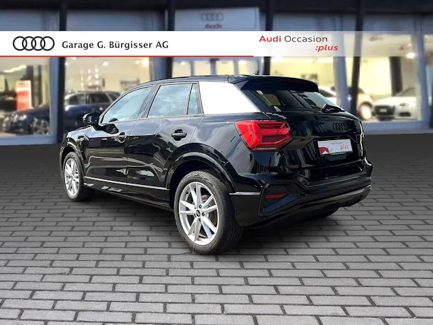 Audi Q2 40 TFSI S line quattro S-tronic Mythosschwarz Metallic