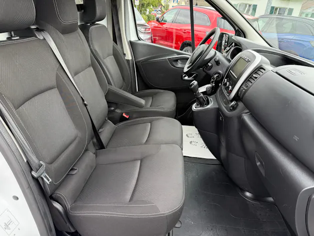 RENAULT Trafic 2.0 Energy dCi 120 3.5t Business L1H1