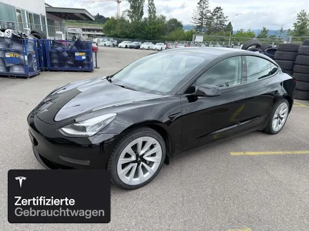 Tesla Model 3 Long Range AWD