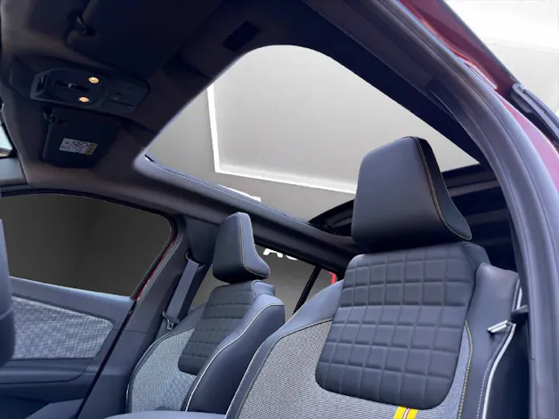 Renault R4 E-Tech Comfort Range plein sud iconic