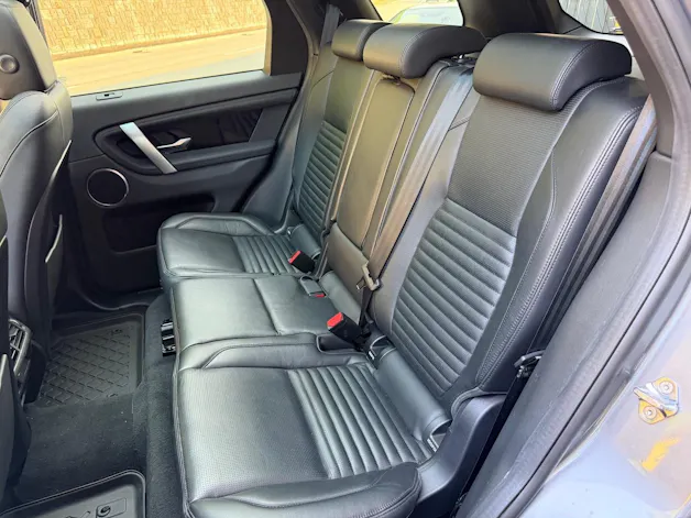 Land Rover Discovery Sport R Dyn D180 2.0D TD4 MHEV SE AWD AT9