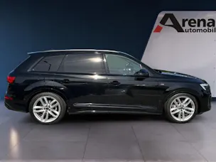 Audi Q7 50 TDI quattro S Line tiptronic