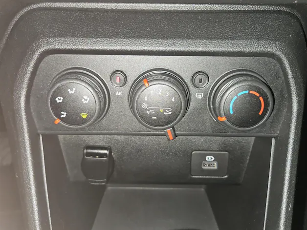 Dacia Sandero TCe 90 Comfort CVT