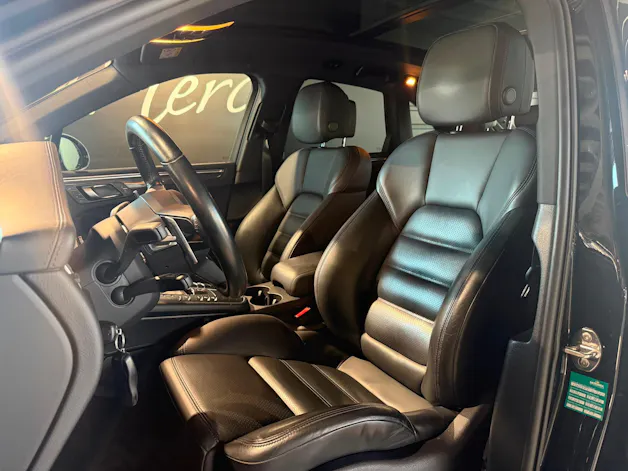 PORSCHE Macan S PDK