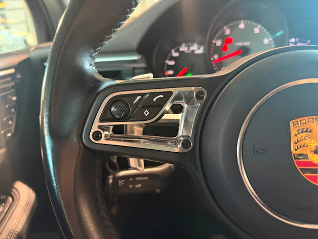 PORSCHE Macan S PDK
