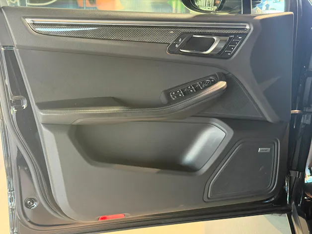 PORSCHE Macan S PDK