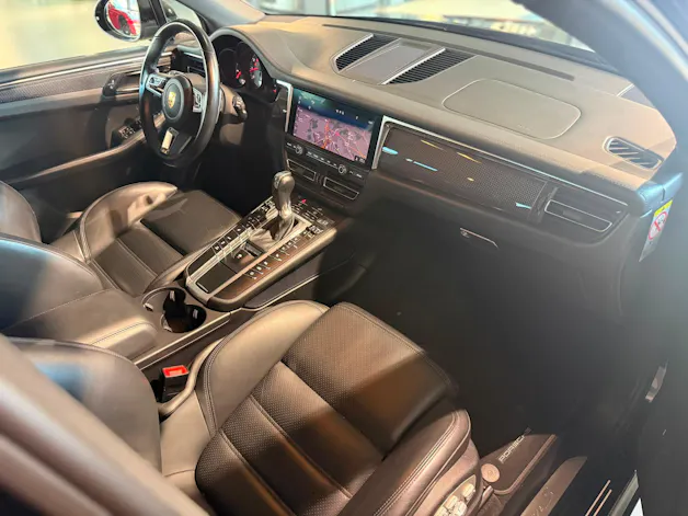 PORSCHE Macan S PDK