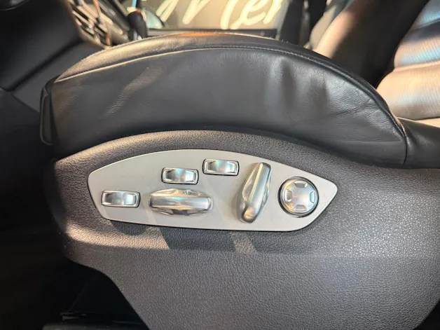 PORSCHE Macan S PDK