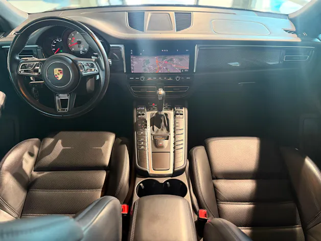 PORSCHE Macan S PDK