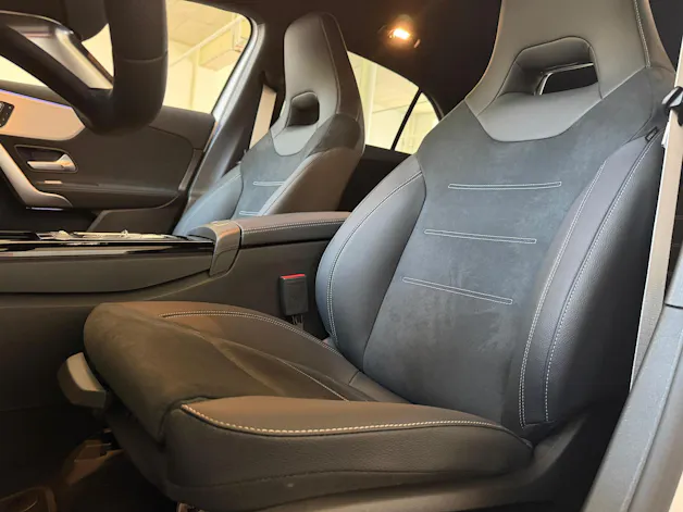 Mercedes-Benz A 220 4Matic 8G-DCT