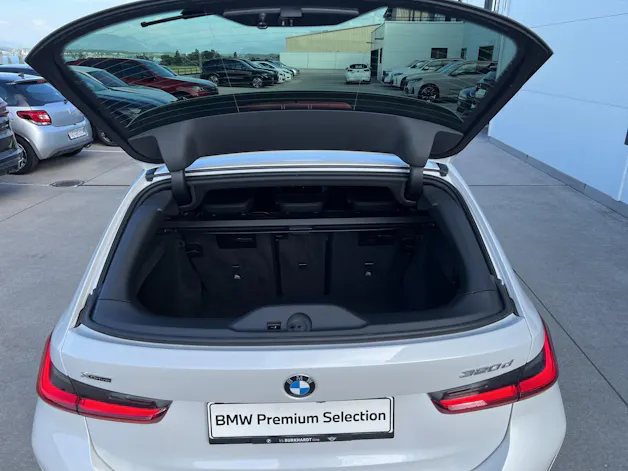 BMW 320d xDr 48V Tour M Sport