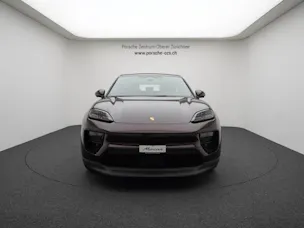 Porsche Macan 4