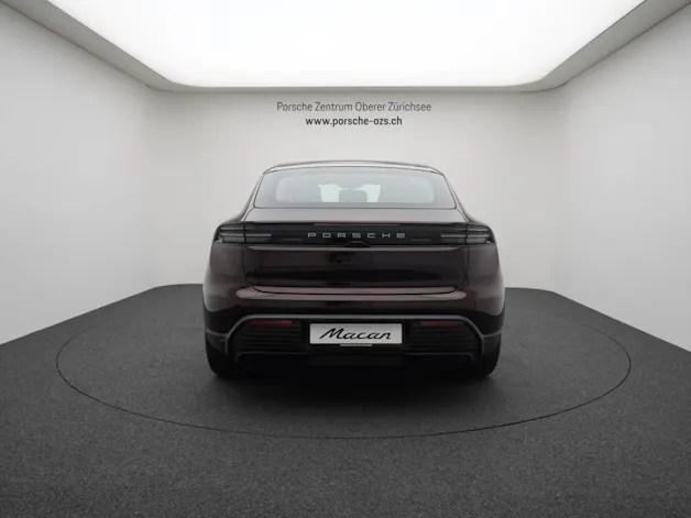 Porsche Macan 4