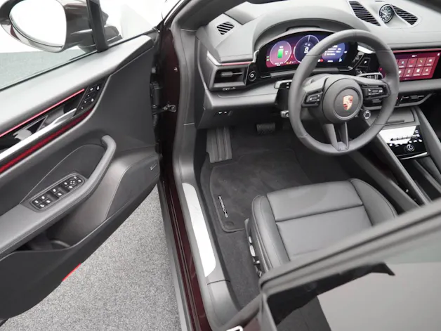 Porsche Macan 4