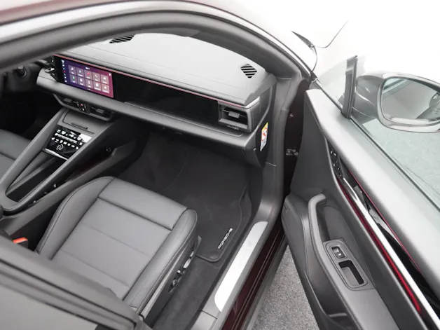 Porsche Macan 4