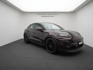 Porsche Macan 4