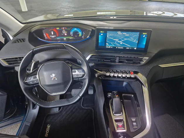 Peugeot 3008 300e Hybrid4 Allure Pack EAT8
