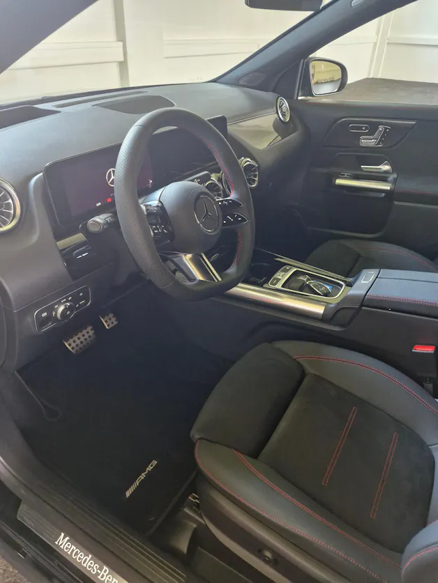 Mercedes-Benz GLA 220 4Matic 8G-DCT