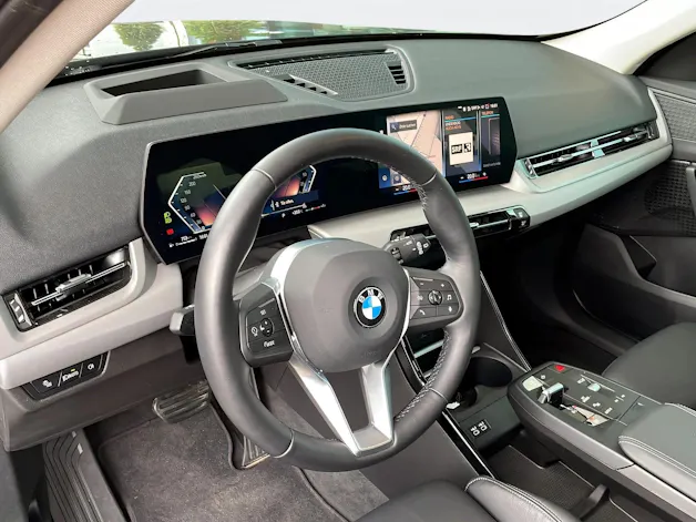 BMW X1 xDrive 23i 48V