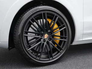 Porsche Cayenne Turbo S E-Hybrid Coupé