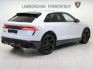 AUDI RSQ8 quattro tiptronic