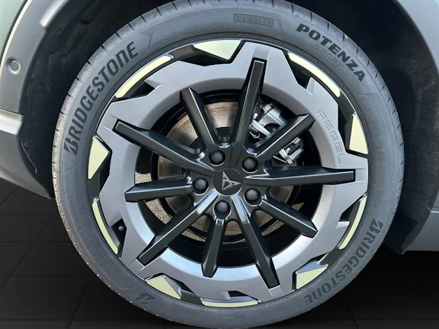 Cupra Raval 52 kWh VZ Extreme Launch Edition