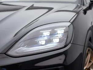 Porsche Cayenne Turbo E-Hybrid Coupé mit GT-Paket
