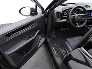 Porsche Cayenne Turbo E-Hybrid Coupé mit GT-Paket