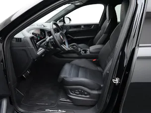 Porsche Cayenne Turbo E-Hybrid Coupé mit GT-Paket