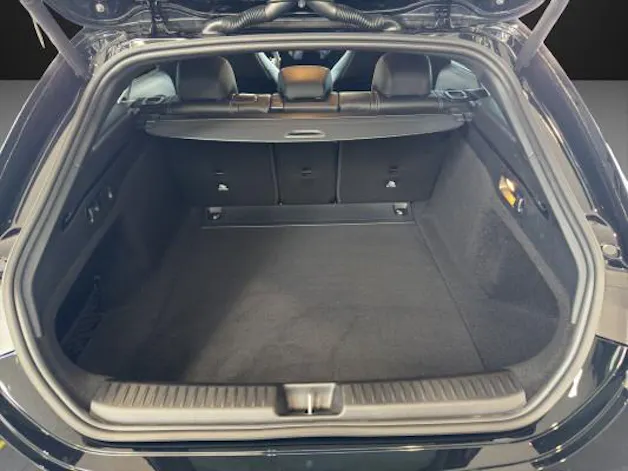 Mercedes-Benz CLA SB 220 4M 8G-DCT