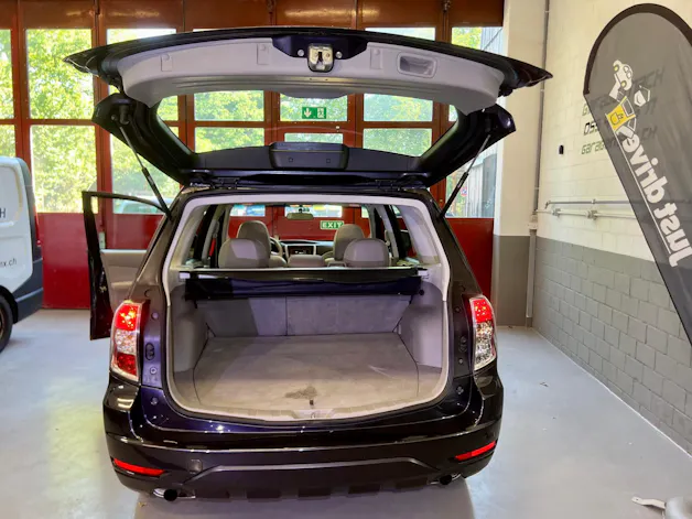 Subaru Forester 2.0X Swiss ✅