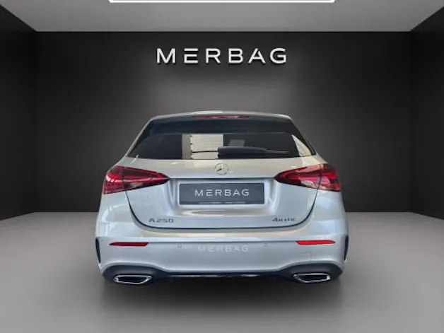MERCEDES-BENZ A 250 4Matic 8G-DCT