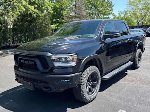 Dodge Ram 1500 5.7 V8 4x4 Rebel 396PS / 3.5T AHK
