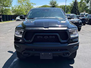 Dodge Ram 1500 5.7 V8 4x4 Rebel 396PS / 3.5T AHK