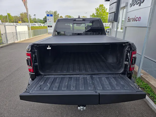 DODGE Ram 1500 5.7 V8 4x4 Rebel 396PS / 3.5T AHK