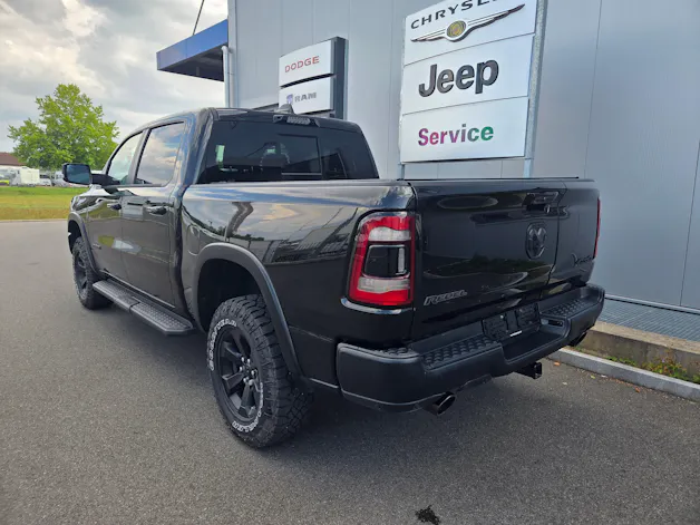 Dodge Ram 1500 5.7 V8 4x4 Rebel 396PS / 3.5T AHK