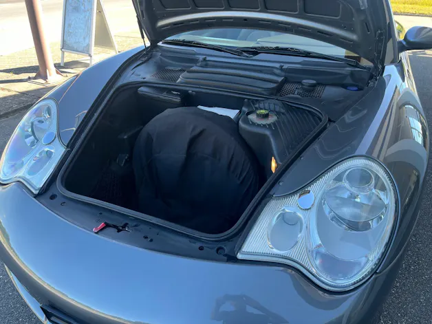 Porsche CARRERA