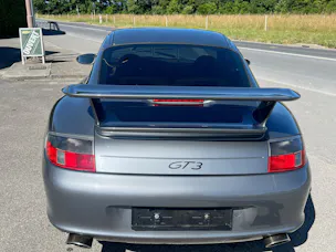 Porsche CARRERA