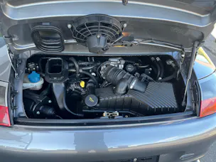 Porsche CARRERA